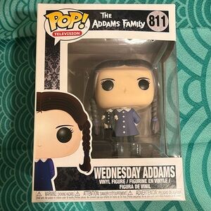 Funko Pop Wednesday Addams #811 In Box